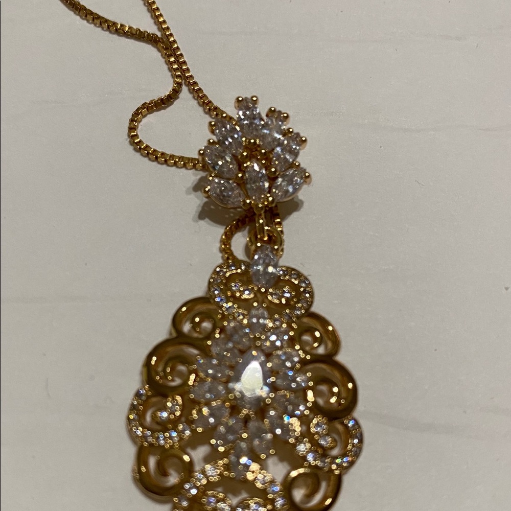 New necklace - Picture 2 of 5